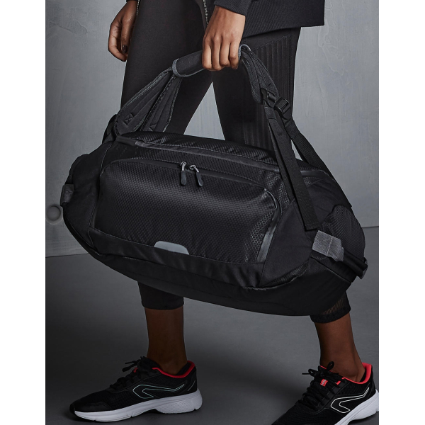 SLX 30 Liter Stowaway Carry-On Quadra QX550
